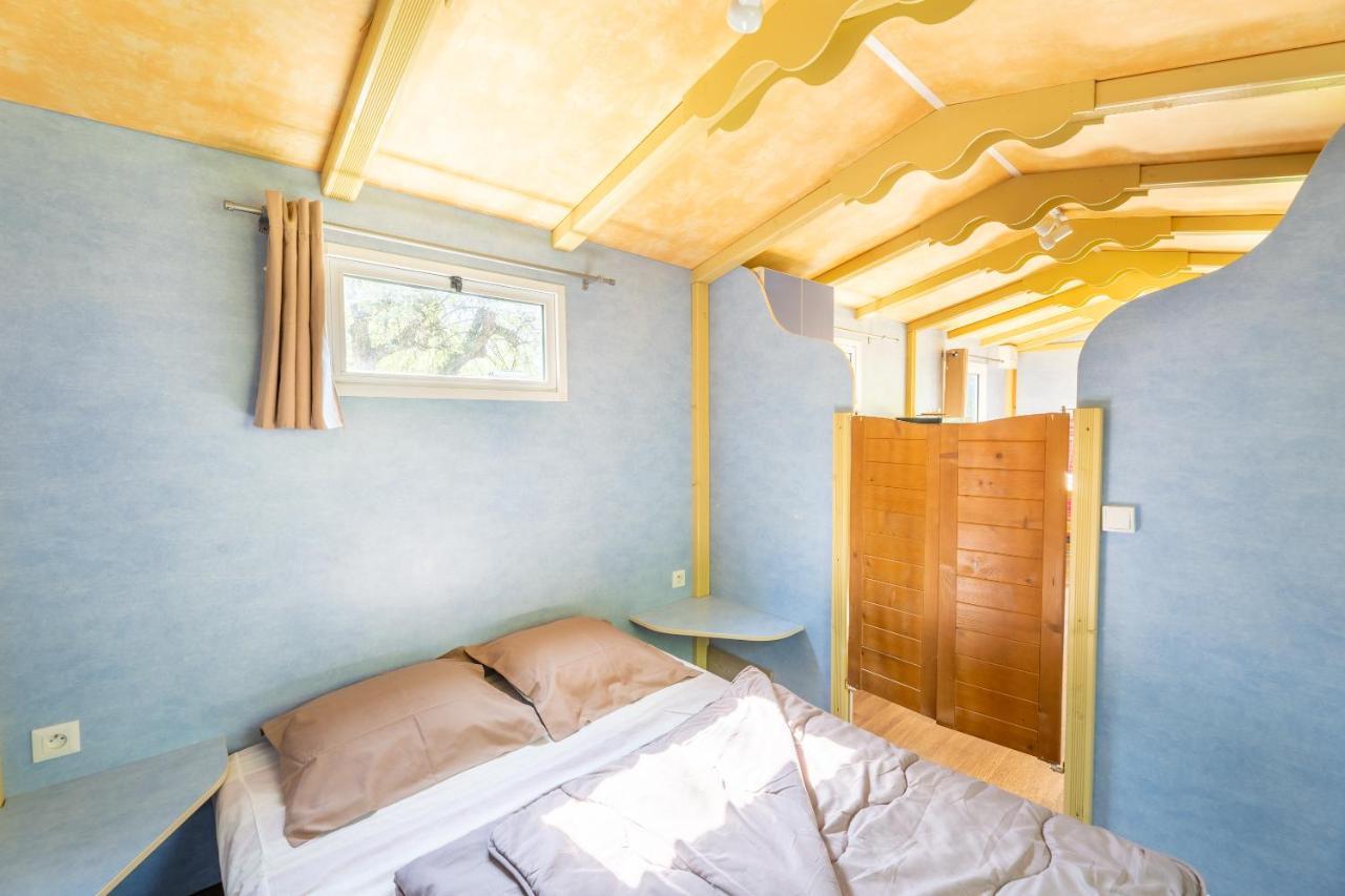 Camping Le Colporteur Le Bourg-dʼOisans Exterior foto